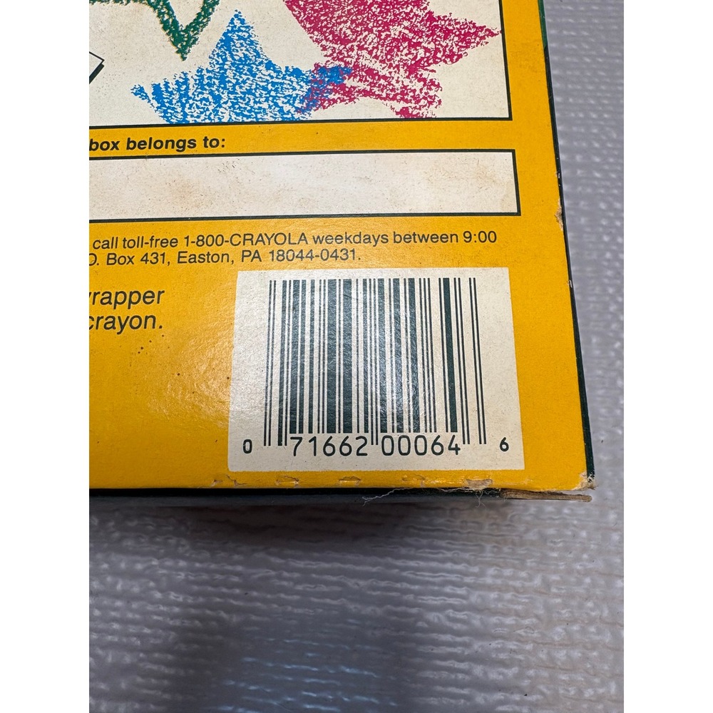 Vintage 1990 Crayola 64 Crayons Box with Built-In Sharpener Retro Art Supplies - Picture 6 of 7
